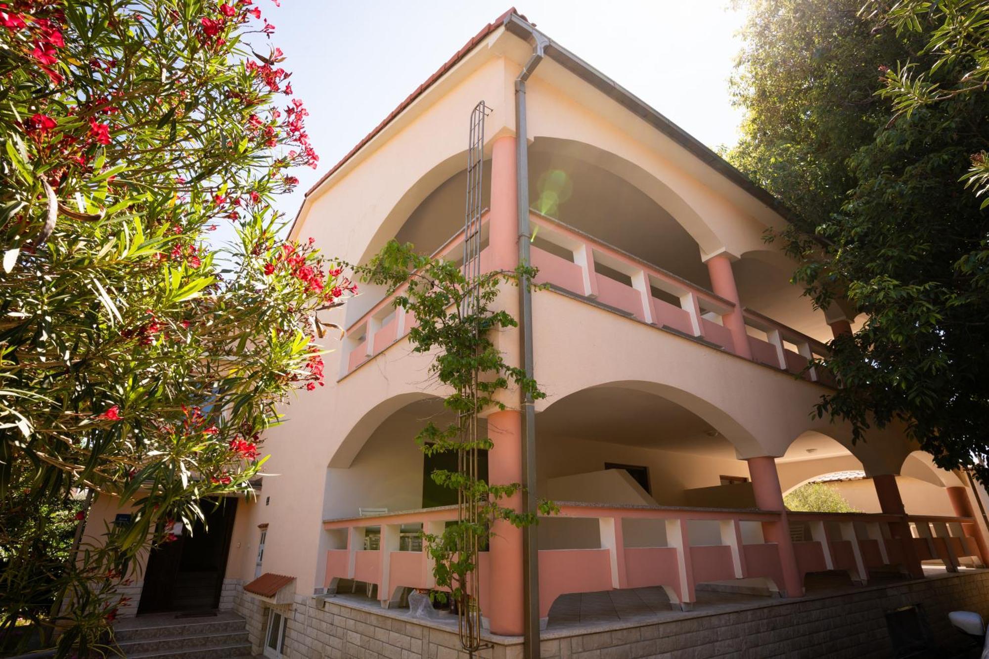 Villa Barbara Oasis Central Suite With Terrace Novalja Buitenkant foto